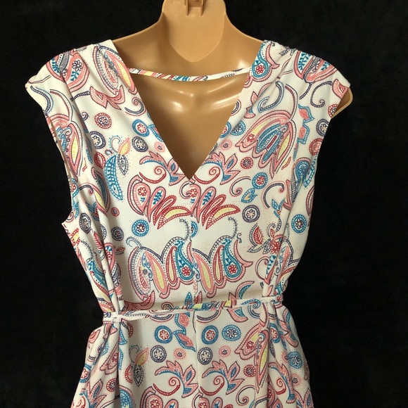 LOFT PETITE DRESS - Picture 7 of 11